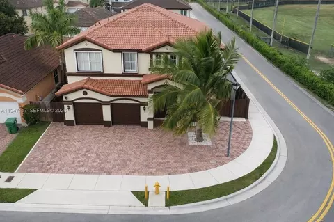 15375 SW 93rd Ln, Miami, FL 33196