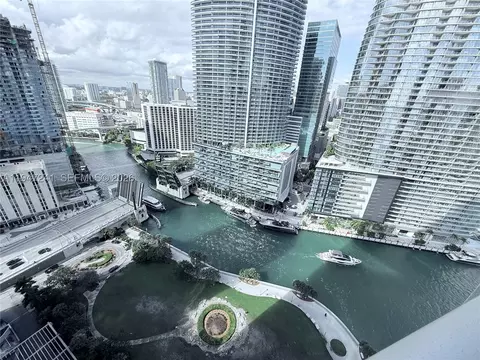 465 Brickell Ave #2906, Miami, FL 33131