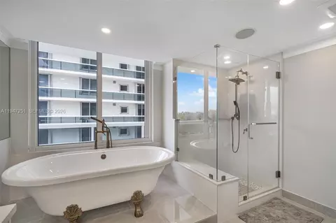 Bath - 9559 Collins Ave #S4-E, Surfside, FL 33154 photo 2 of 4