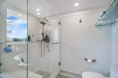 Bath - 9559 Collins Ave #S4-E, Surfside, FL 33154 photo 3 of 4