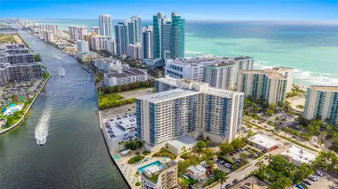 3800 S Ocean Dr #419, Hollywood, FL 33019