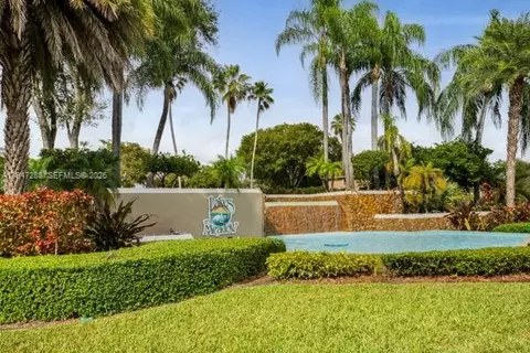 4917 SW 154th Ave, Miami, FL 33185