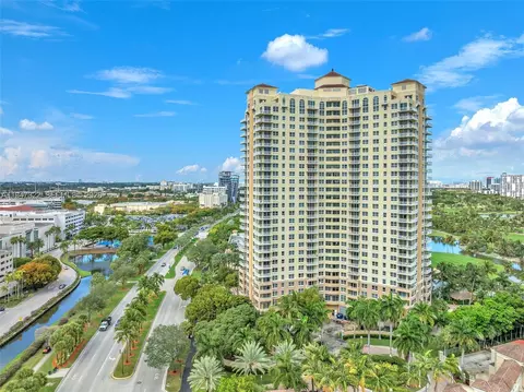 19501 W Country Club Dr #505, Aventura, FL 33180