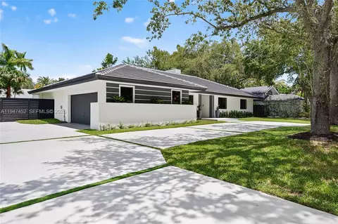 7865 SW 183rd Ter, Palmetto Bay, FL 33157