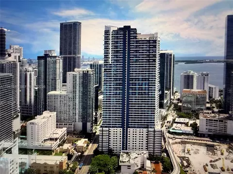 60 SW 13th St #3214, Miami, FL 33130