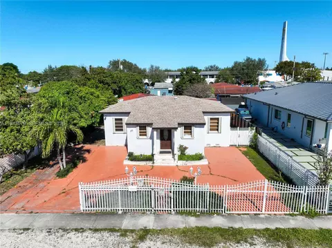 View/Area - 151 W 44th St, Hialeah, FL 33012 photo 2 of 13