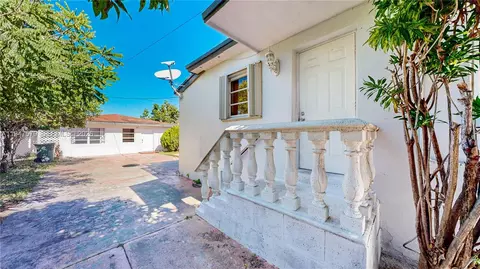 Exterior - 151 W 44th St, Hialeah, FL 33012 photo 3 of 5
