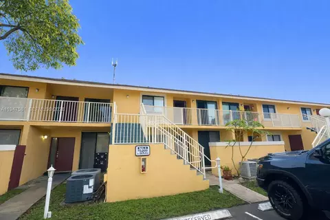 500 NW 214th St #103, Miami Gardens, FL 33169
