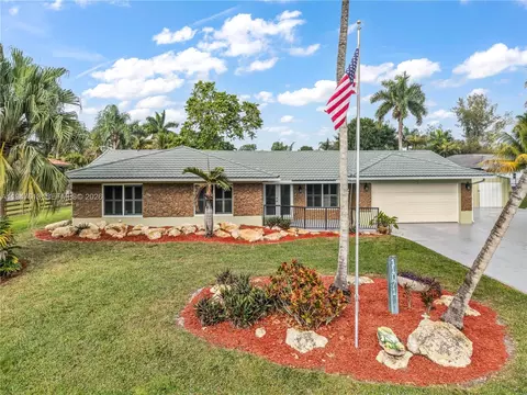 11071 SW 30th Ct, Davie, FL 33328