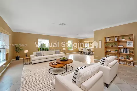 Living - 230 SE 4th St, Dania Beach, FL 33004 photo 2 of 4