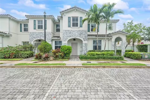 2747 SE 15th St, Homestead, FL 33035