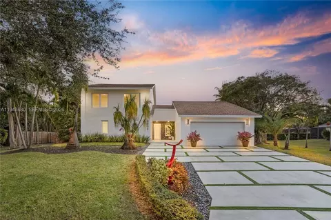 8500 SW 179th St, Palmetto Bay, FL 33157