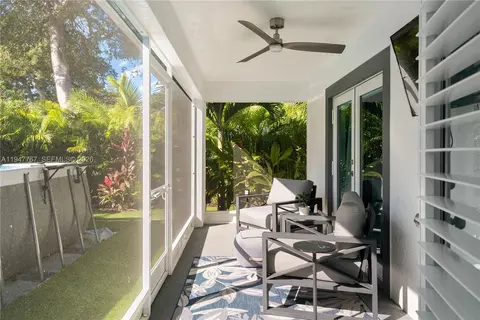 Exterior - 37 Bonefish Ave, Key Largo, FL 33037 photo 5 of 9