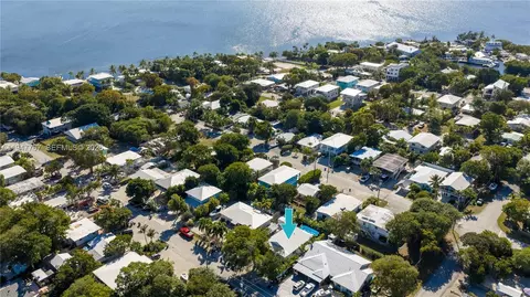 View/Area - 37 Bonefish Ave, Key Largo, FL 33037 photo 4 of 4