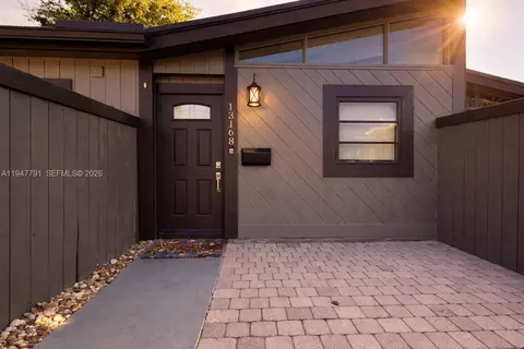 13168 SW 93rd Pl, Miami, FL 33176