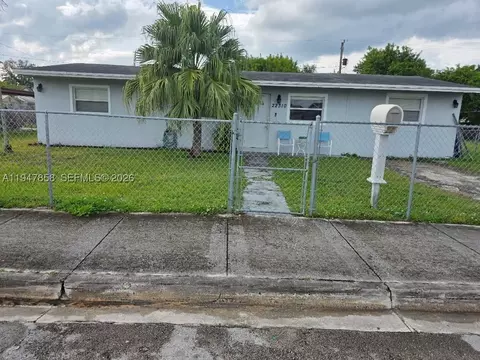 22310 SW 114th Ct, Miami, FL 33170
