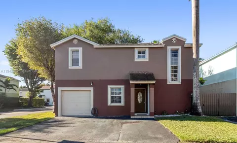 9066 SW 147th Ct, Miami, FL 33196