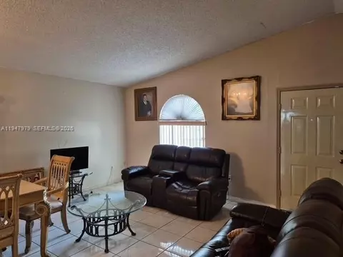 7001 W 35th Ave #220, Hialeah, FL 33018 photo 2