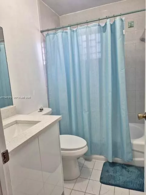 7001 W 35th Ave #220, Hialeah, FL 33018 photo 8