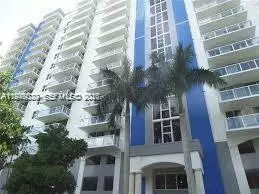 5091 NW 7th St #602, Miami, FL 33126