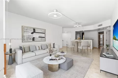 100 Meridian Ave #216, Miami Beach, FL 33139
