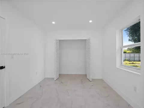 Bedroom - 540 Harem Ave, Opa Locka, FL 33054 photo 4 of 7