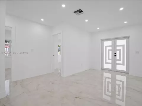Living - 540 Harem Ave, Opa Locka, FL 33054 photo 2 of 9
