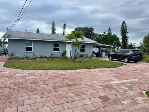 4 Helwig Ter, Pompano Beach, FL 33064