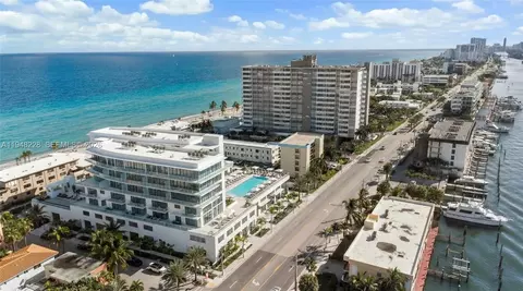 3319 N Ocean Dr #TH9, Hollywood, FL 33019