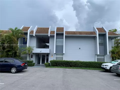 9225 SW 87th Ave #A8, Miami, FL 33176