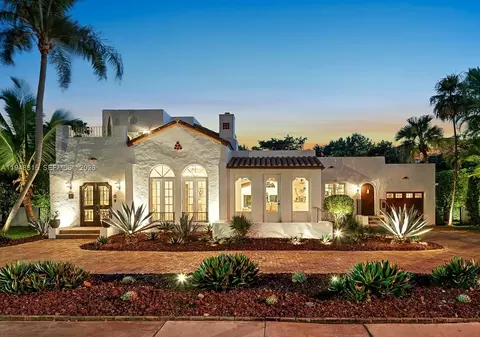 1234 S Greenway Dr, Coral Gables, FL 33134