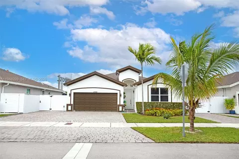 27440 SW 135th Ave Rd, Homestead, FL 33032