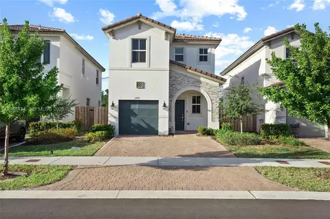 2405 NW 131st Cir, Miami, FL 33167