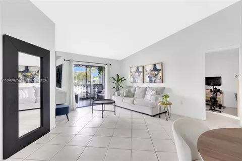20761 NE 4th Pl #205, Miami, FL 33179