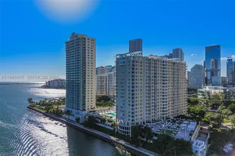 770 Claughton Island Dr #409, Miami, FL 33131