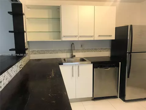 8040 N Colony Cir N #101, Tamarac, FL 33321