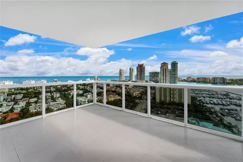 400 Alton Rd #2210, Miami Beach, FL 33139