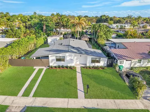 19831 Gulfstream Rd, Cutler Bay, FL 33157