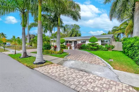 1480 SW 5th Ave, Deerfield Beach, FL 33441