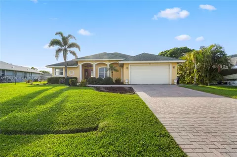315 SE Fisk Rd, Port Saint Lucie, FL 34984