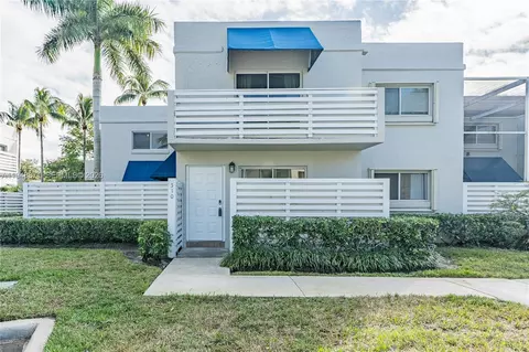 510 NW 97th Ave, Plantation, FL 33324