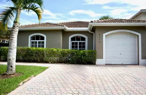 9046 SW 160th Ter, Palmetto Bay, FL 33157