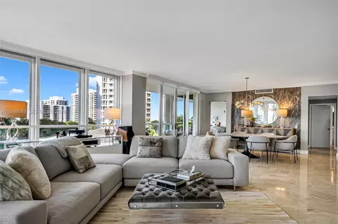 21150 Point Pl #702, Aventura, FL 33180