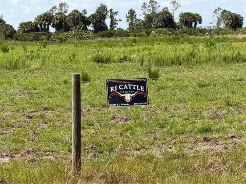 27325 NW 72, Okeechobee, FL 34972