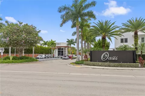 8415 NW 34th Dr, Doral, FL 33122