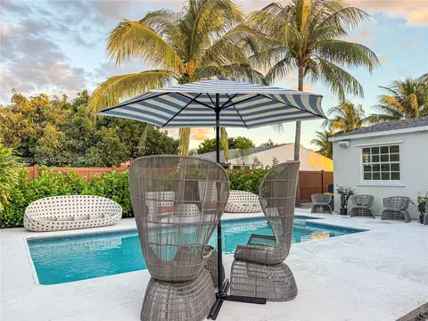 337 Forest Hill Blvd, West Palm Beach, FL 33405
