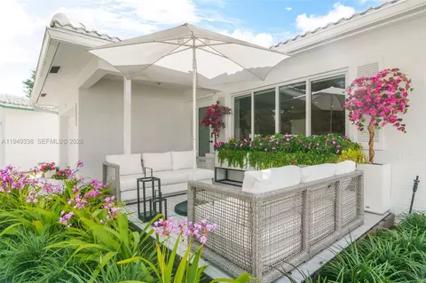 1581 NW 85th Ter, Plantation, FL 33322
