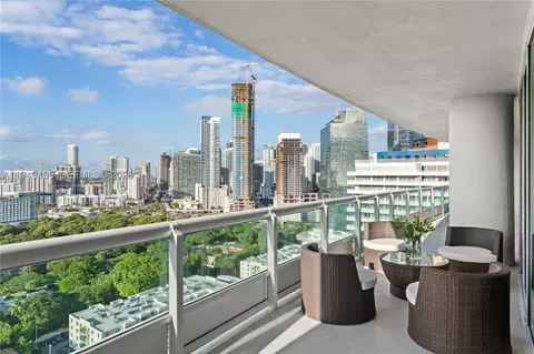 1643 Brickell Ave #2506, Miami, FL 33129