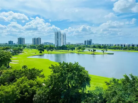 20000 E Country Club Dr #806, Aventura, FL 33180
