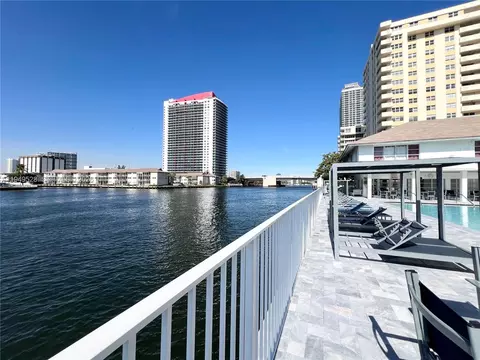 1833 S Ocean Dr #1109, Hallandale Beach, FL 33009